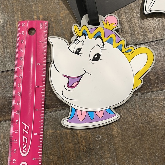 Disney Princess Beauty & the Beast Mrs. Potts & Chip Luggage Tags - Picture 4 of 10